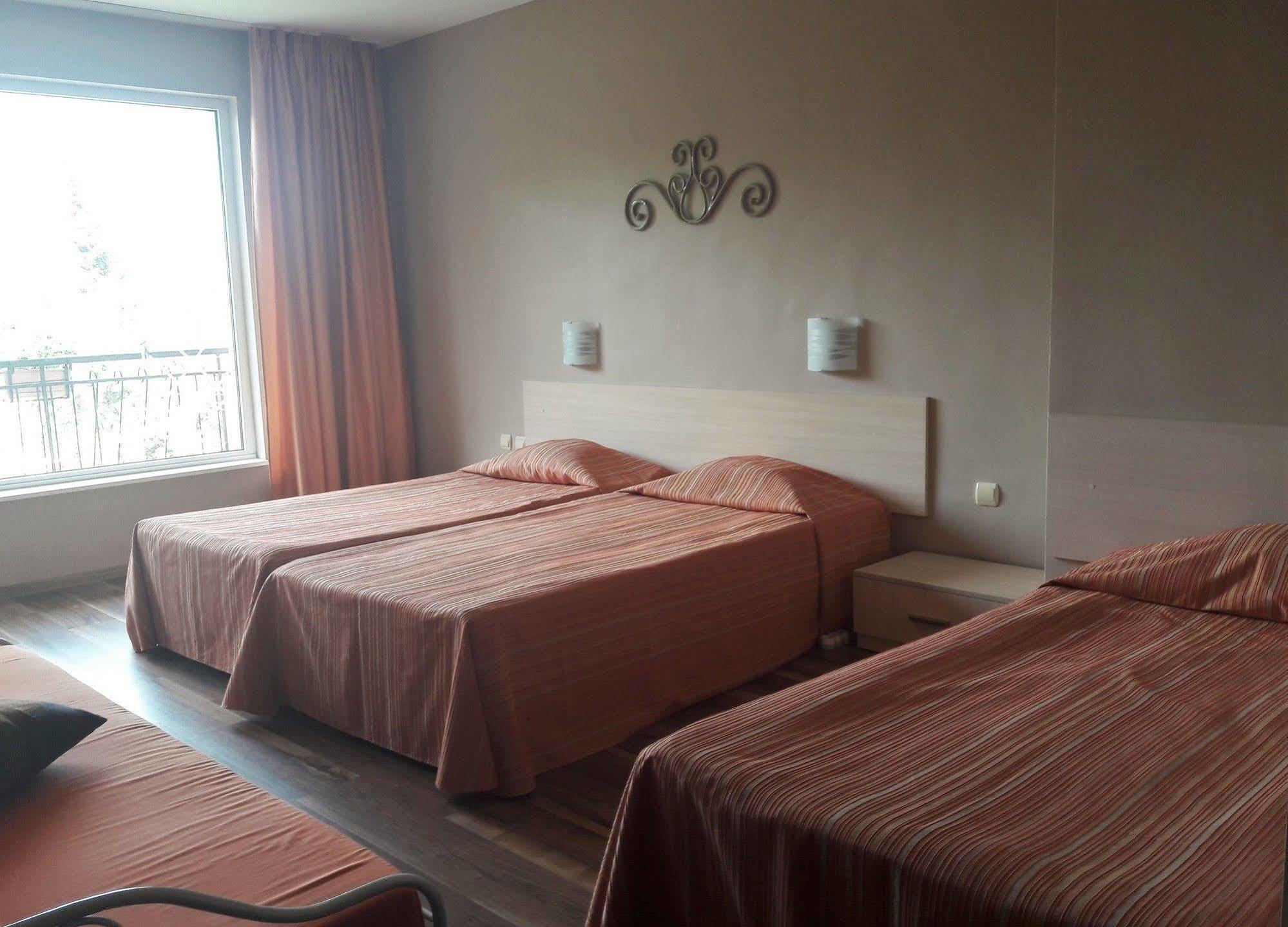 Motivi Hotel Saints Constantine and Helena Exterior photo